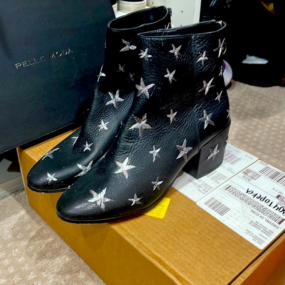 Dolce Vita size 10 star embroidered /leather ankle boots - Picture 4 of 10